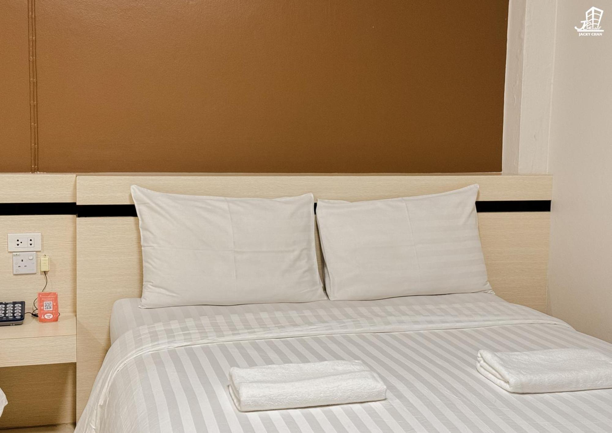בטונג Jacky Chan Hotel מראה חיצוני תמונה