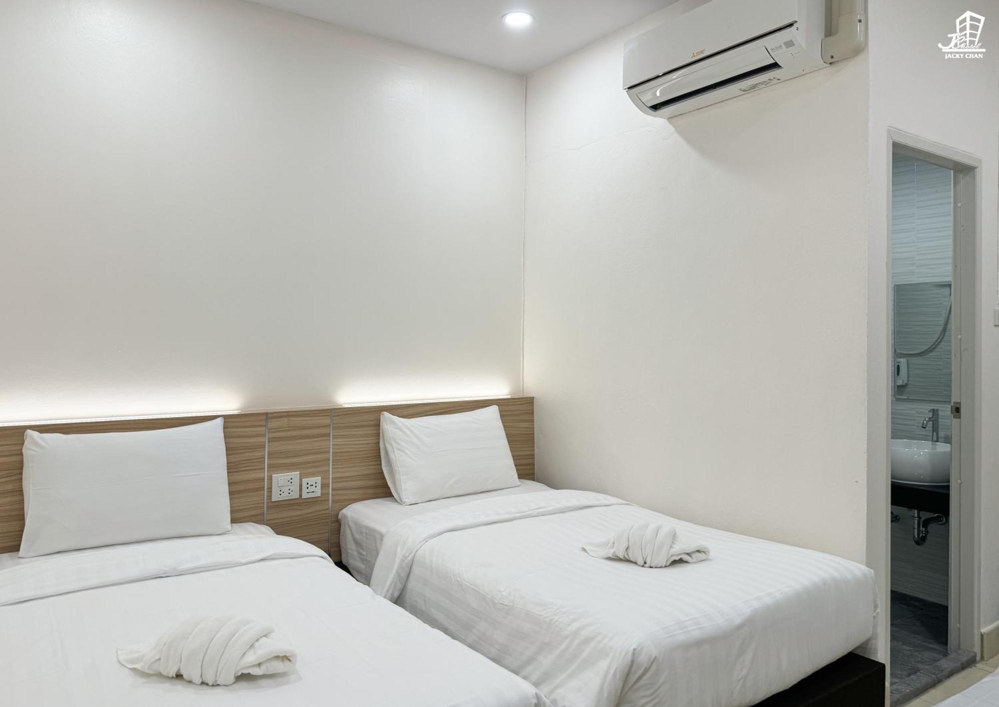 בטונג Jacky Chan Hotel מראה חיצוני תמונה